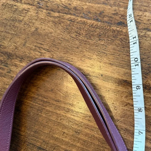 Leatherology | Aleena Soft Zippered Tote in Bordeaux - Full Grain Leather - Picture 16 of 16